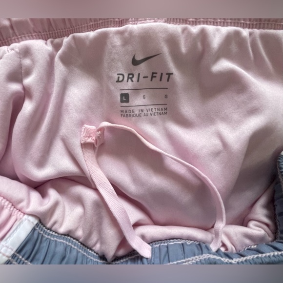 SET of 2~Nike Dri-Fit girls' size large running shorts - Picture 6 of 6